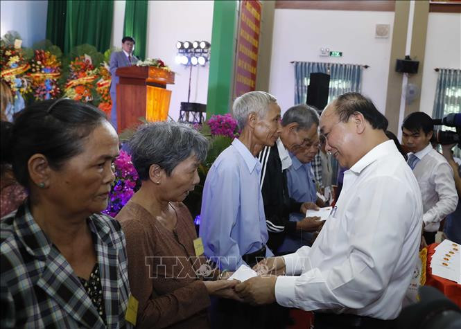 President sends sympathy to AO/dioxin victims